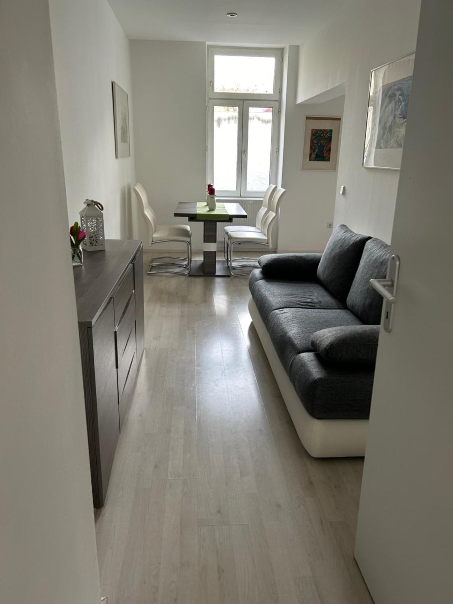 Schoene, Helle Wohnung In Stadtnaehe Wien Eksteriør billede